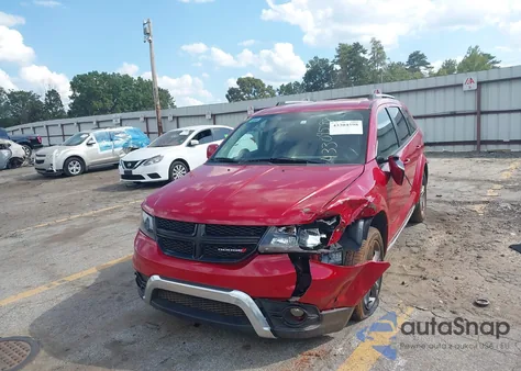 2016 Dodge Journey Crossroad z USA, uszkodzony, nr VIN 3C4PDCGB9GT158295